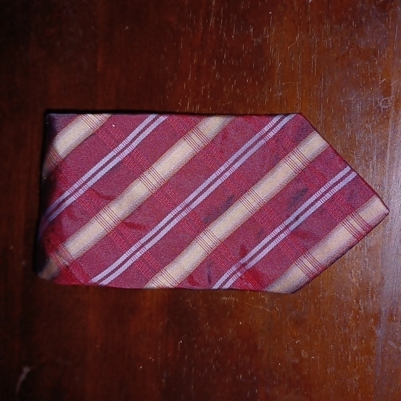 𝅺PERRY ELLIS Portfolio Cherry Striped Silk Tie - Picture 1 of 2
